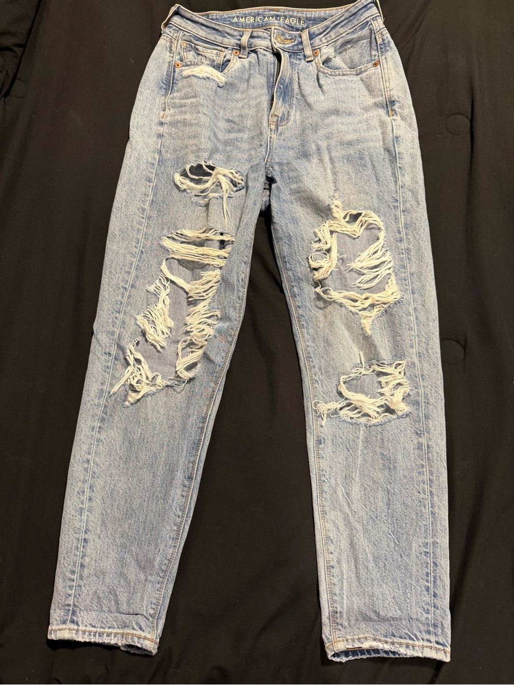 American Eagle Highest Rise Mom Jeans Distressed Light Wash - Size 2 Short